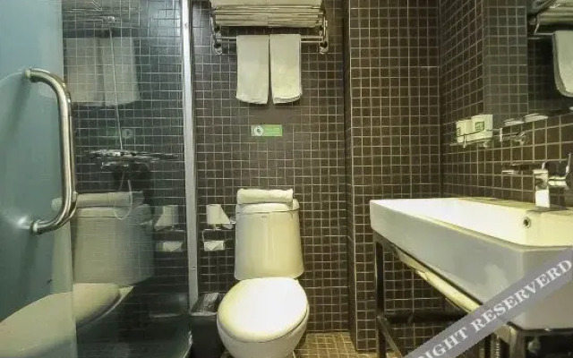 Motel 168 (Suqian Hongzehu Road)
