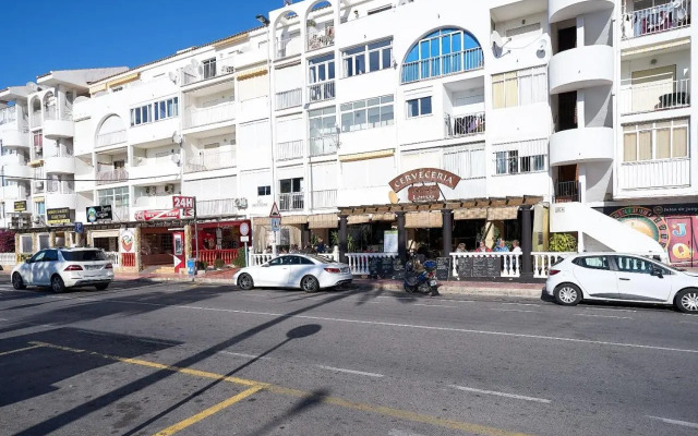 Studiya Espanhouse Magani Apartments