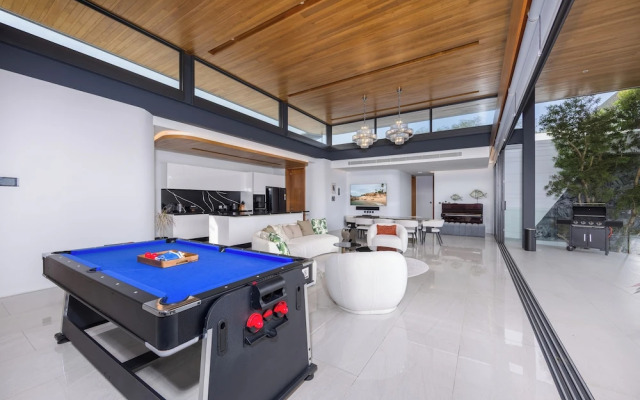 Villa Zavaya Luxury Retreat With Pool