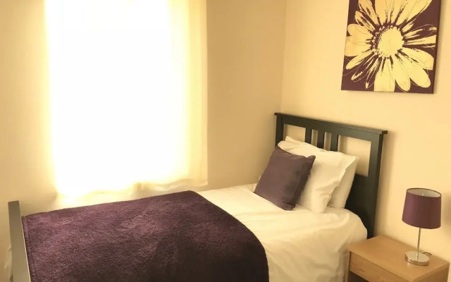 Three Bedroom House in Basildon
