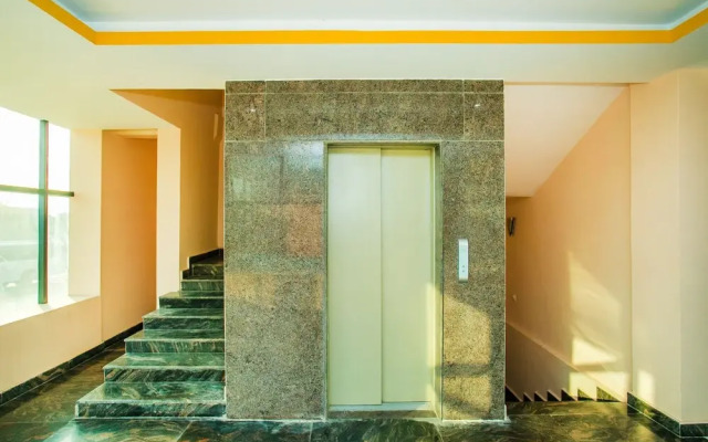 OYO 19846 Metro Residency