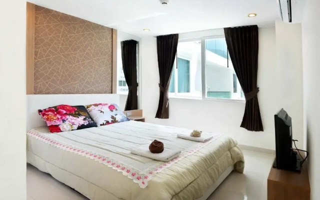 Amazon Residence Unit B1-217