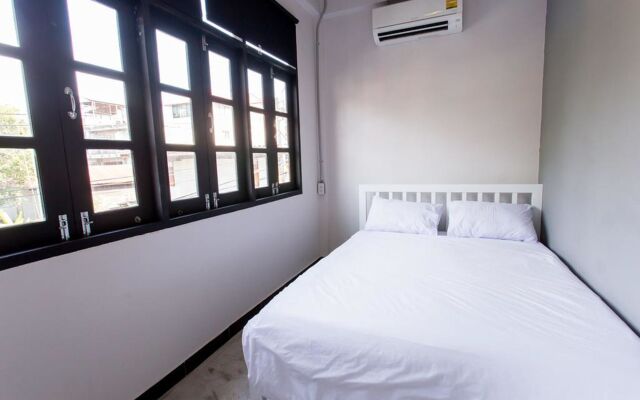 Baan 89 Hostel