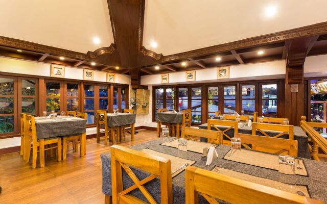 Rasa Hotel, Restaurant & Art Space