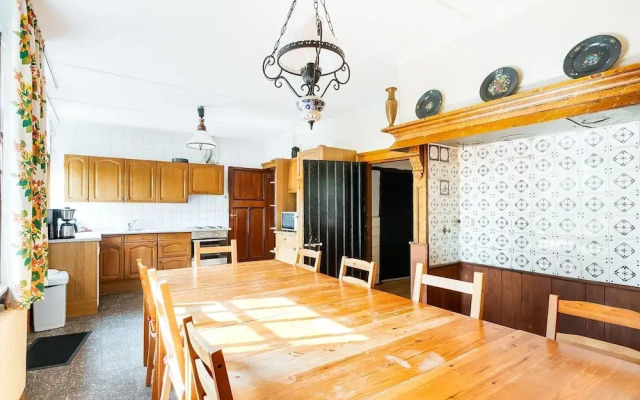 Cozy Farmhouse in Markelo with Meadow View