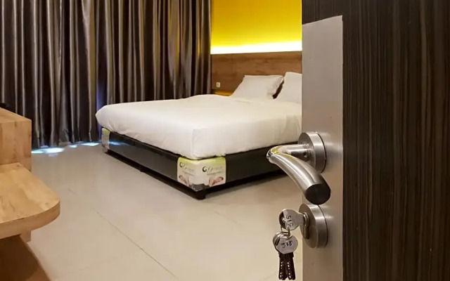 OYO 90015 Platinum Guest House