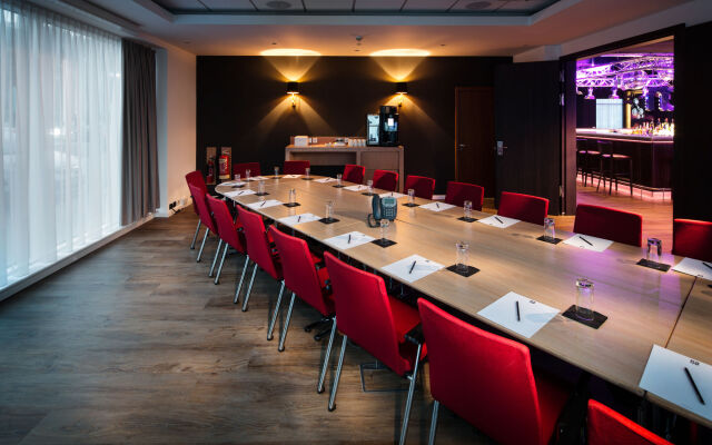 B&B HOTEL Warrington