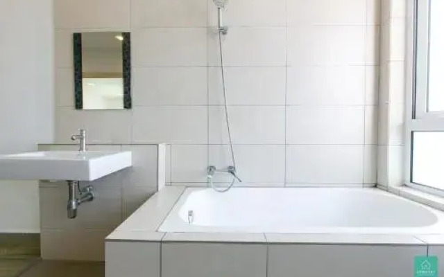 Jomstay Octagon Suite 1