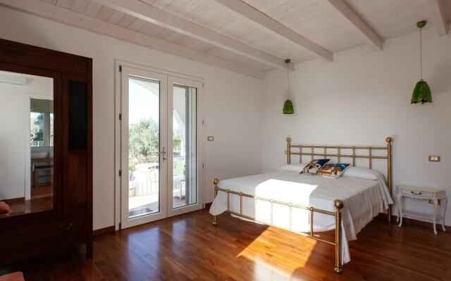 Sunny House Trilo with Pool