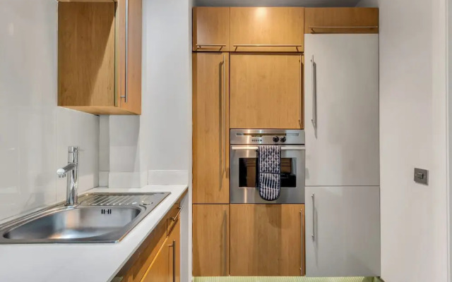 Three Bedroom Apartment in City Reach