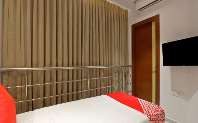 OYO 24583 Sesha Grand