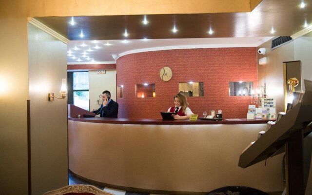 Delphi Art Hotel
