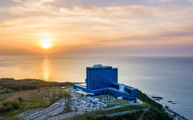 Hotel Tops 10