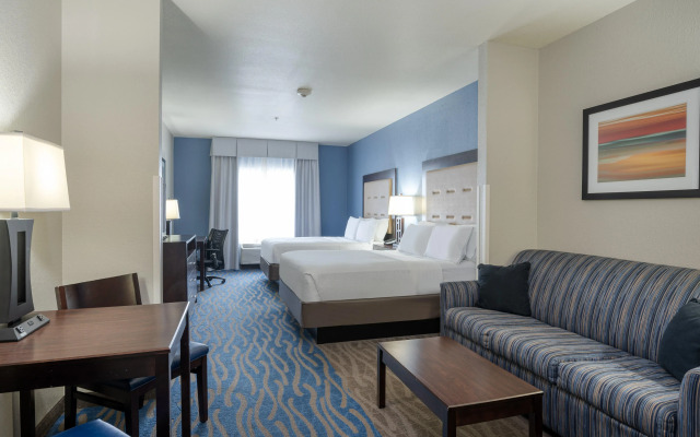 Holiday Inn Express & Suites Edwardsville by IHG