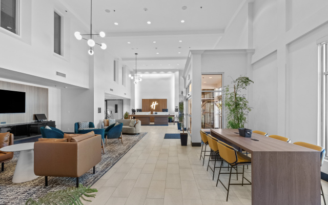 Holiday Inn Hotel & Suites Surrey East Cloverdale by IHG