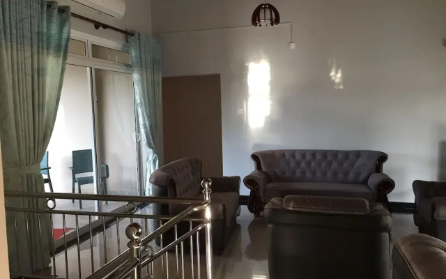 Lanka Lands Holiday Home