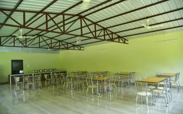 Garud Chatti River Resort
