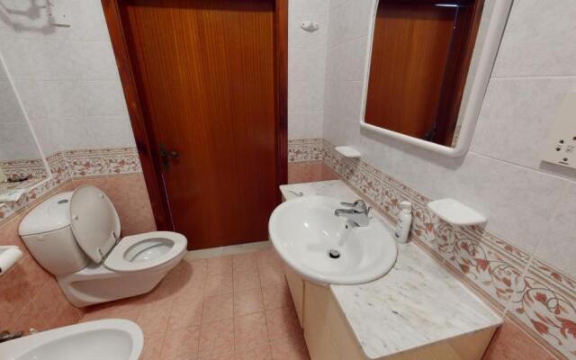 6th floor seafront apartment with open sea views