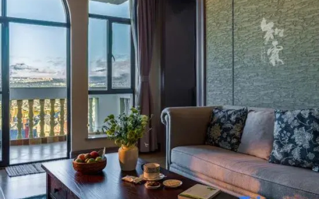 Tengchong Zhilin | Hillside View | Authentic Hot Spring Luxury Villa