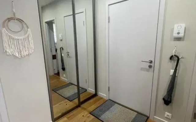 Sunny Apartment 14