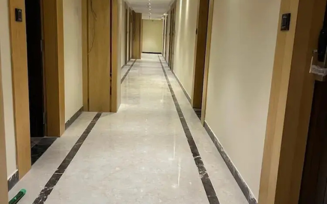 Frosty Fern Hotel & Resort