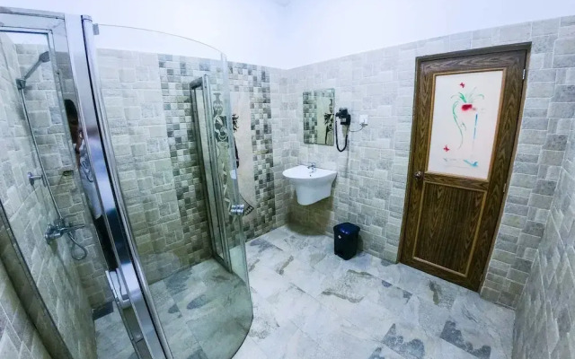 Romance Hills Hotel