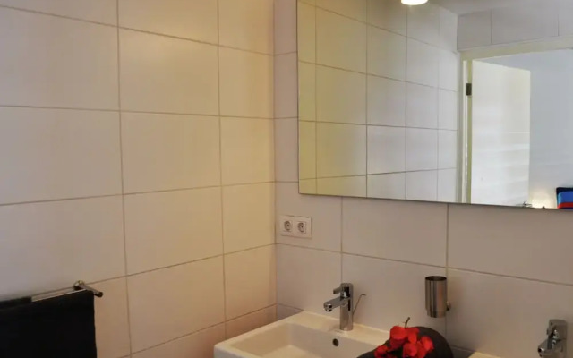 Cosy Seaside Villa in Jan Thiel With Pool