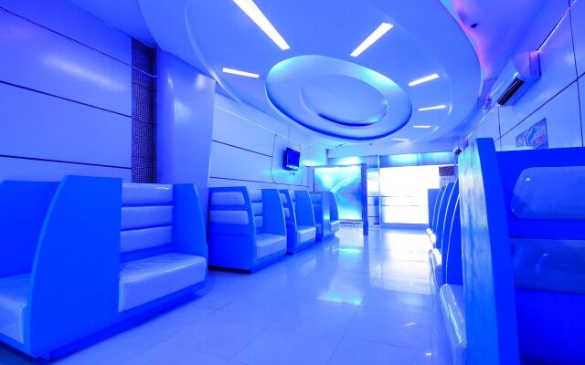 Astrotel Avenida