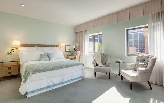 Luxe Rodeo Drive Hotel