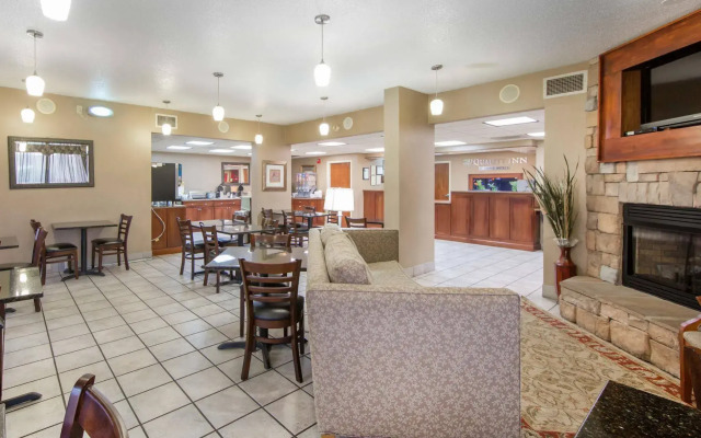 Quality Inn Merchants Drive