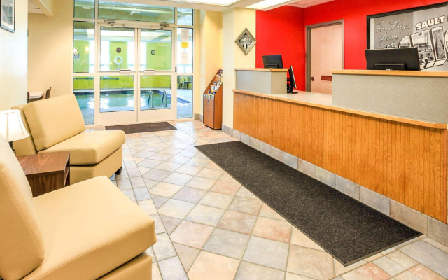 Soo Locks Lodge & Suites