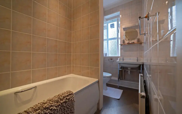 Rowan Tree Country Hotel