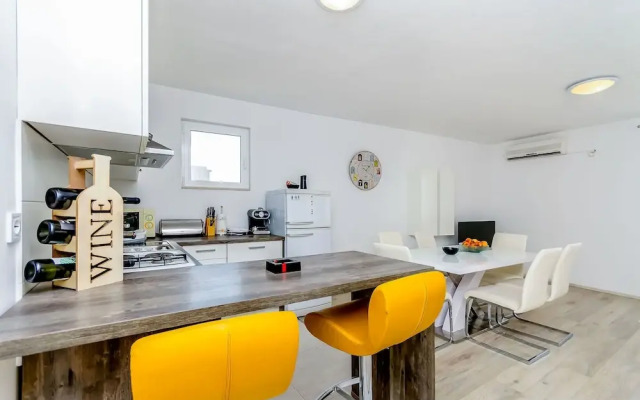 House Ivana