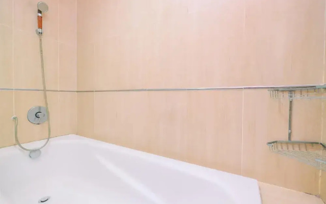 Elegant And Comfort 2Br Apartment At Fx Residence