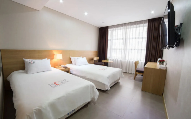 Reve Hotel Jeju