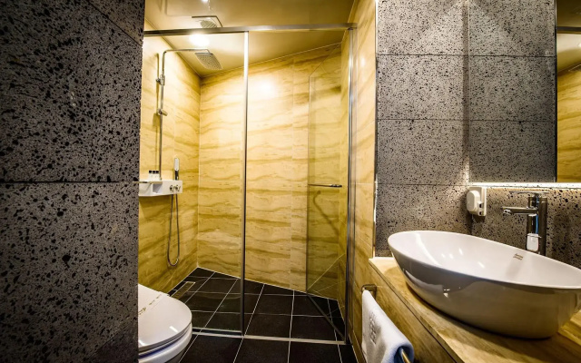 Utop Ubless Hotel Jeju Hamdeok