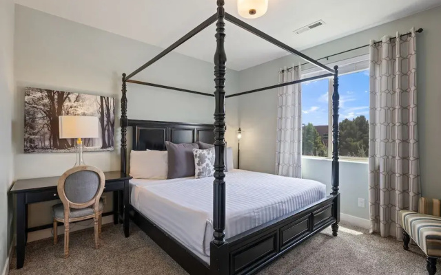 Elite Retreat #87 7 Bedroom Townhouse