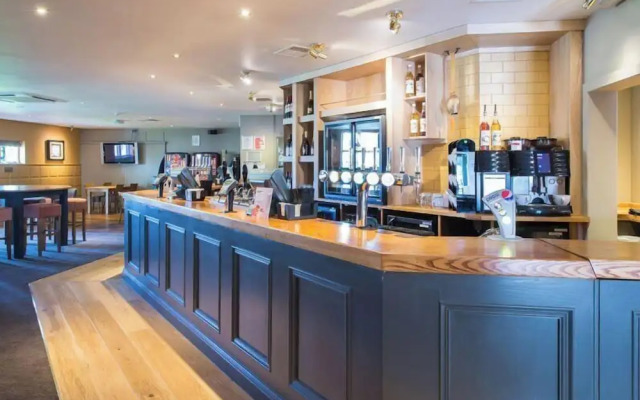 Premier Inn Swindon West - M4 J16