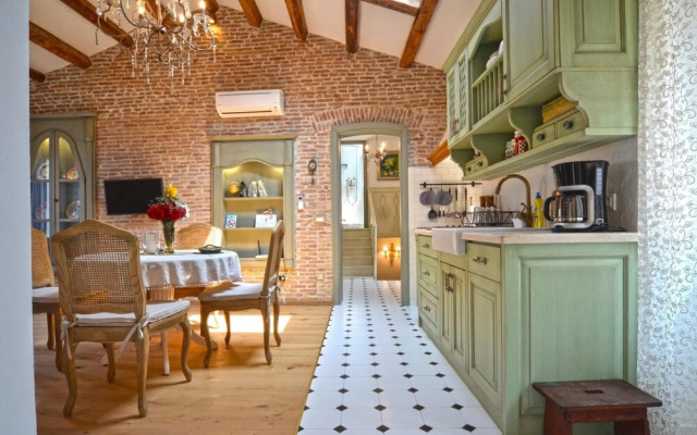 Arnolongo B4 in Rovinj