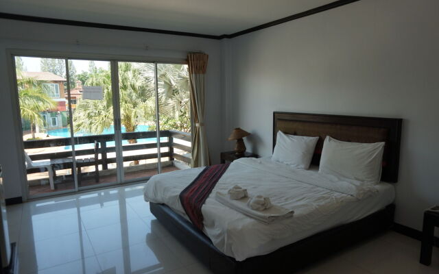 Nakhaburi Hotel & Resort