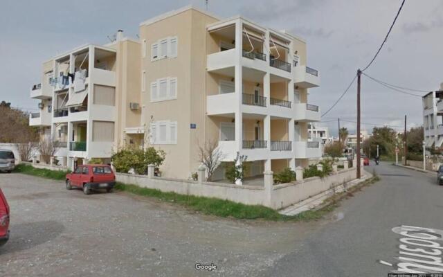 Semi-basement 50sqm apartment near Kos citycenter