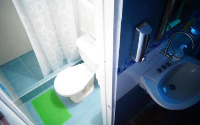 Lima Limon Candelaria Hostel