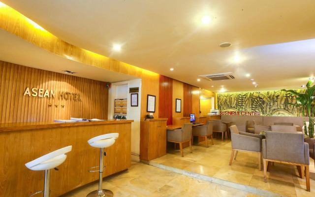 A25 Hotel - 12 Ngo Sy Lien