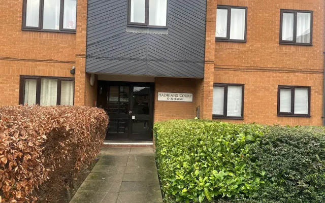 1br-sleeps2-parking-quietstay-citycentre