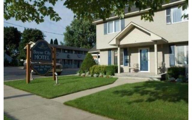 Boyne City Motel