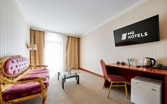 Kartmazovo House Hotel
