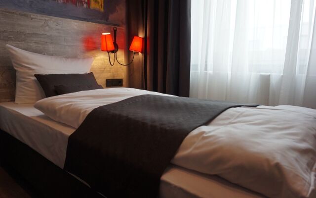 Urban Home Hotel