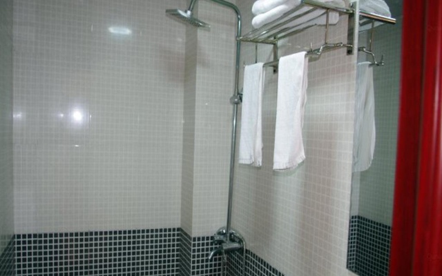 Shunda Business Inn – Bathroom – Xuancheng