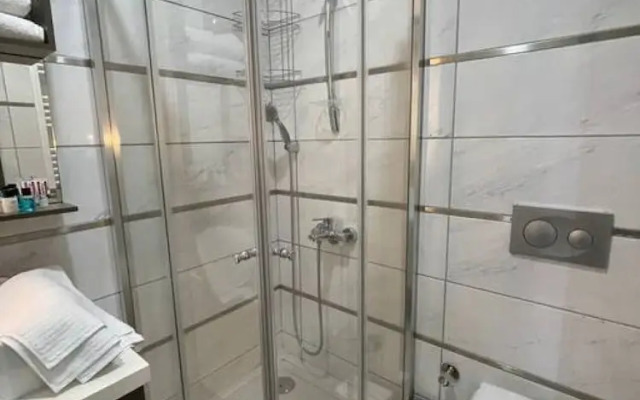 Brand-new Studio Apartment Near Mall of Istanbul