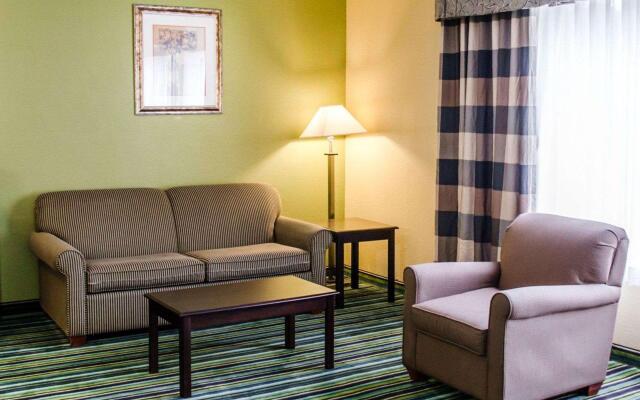 Quality Inn & Suites Medina - Akron West